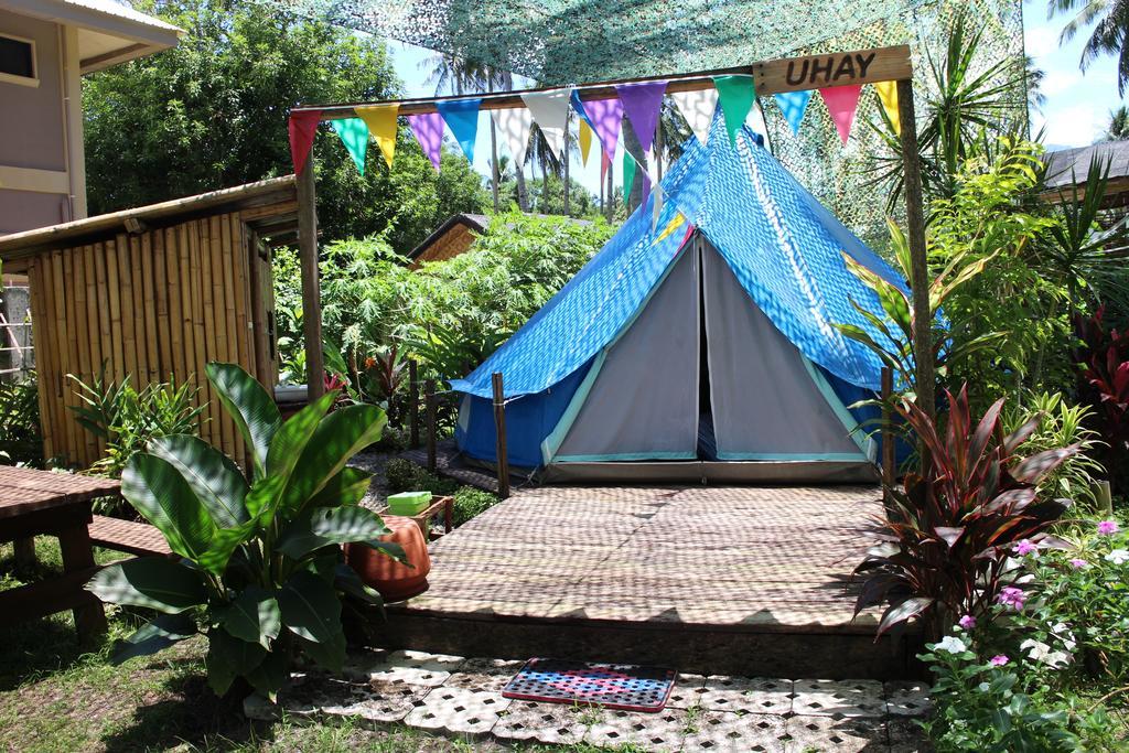 Ysla Beach Camp And Eco Resort Mambajao Room photo